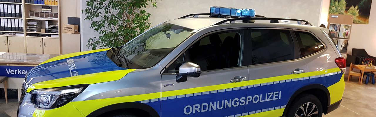 Auf Streife im Subaru Forester e-Boxer: Neuer Dienstwagen für Ordnungspolizei Eppstein